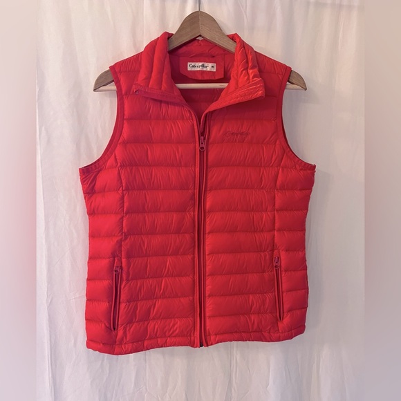 Caterpillar Jackets & Blazers - ‼️2/$20 sale‼️Caterpillar women’s red puffer vest size Medium.